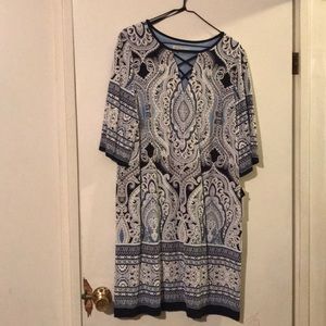 Dress paisley print NWT